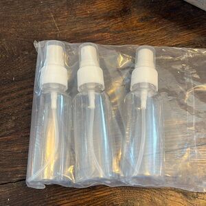 Bundle of 3 Plastic Spray Bottles